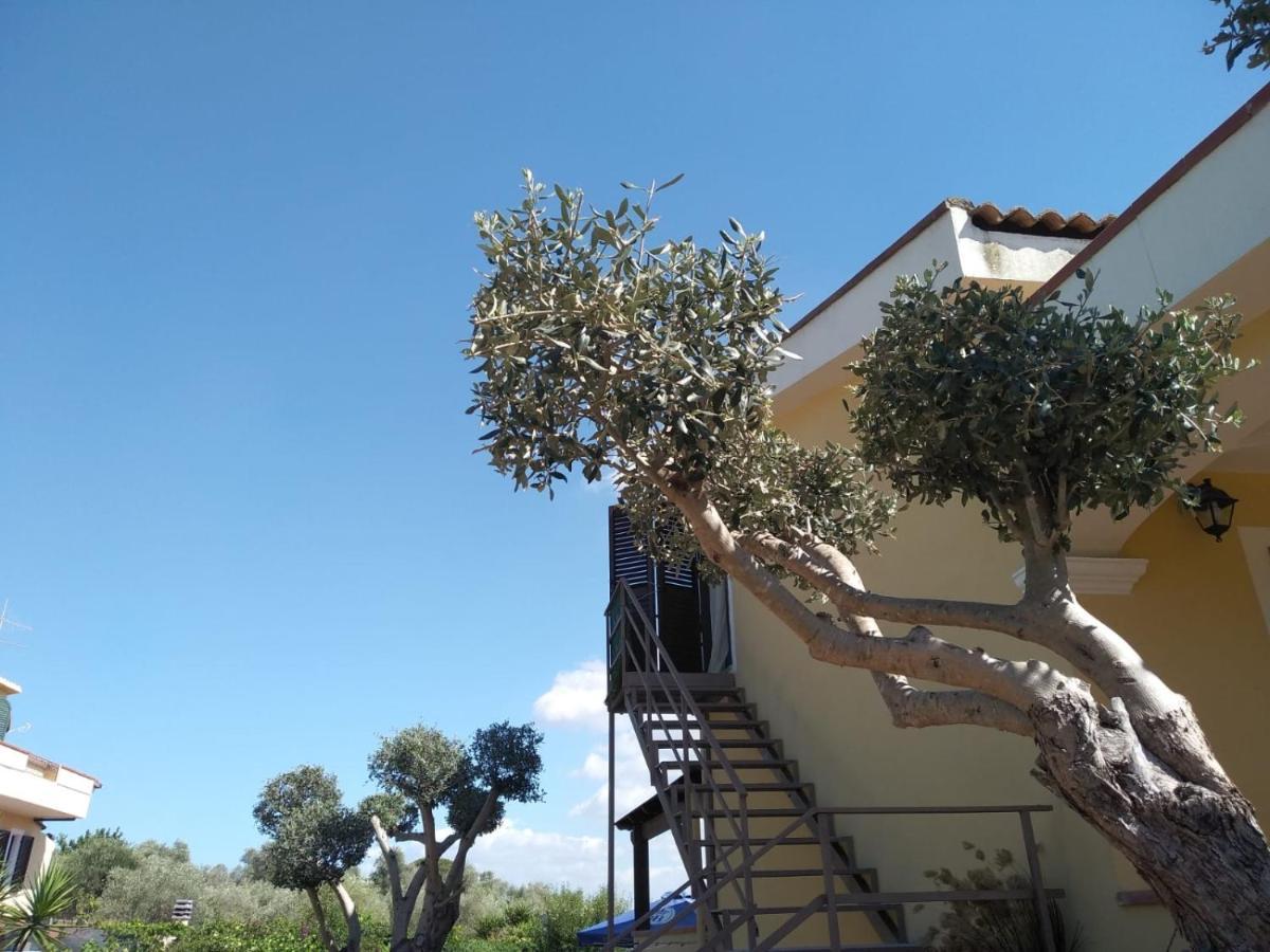 Golden Villa, Residenza Di Campagna Sassari Buitenkant foto